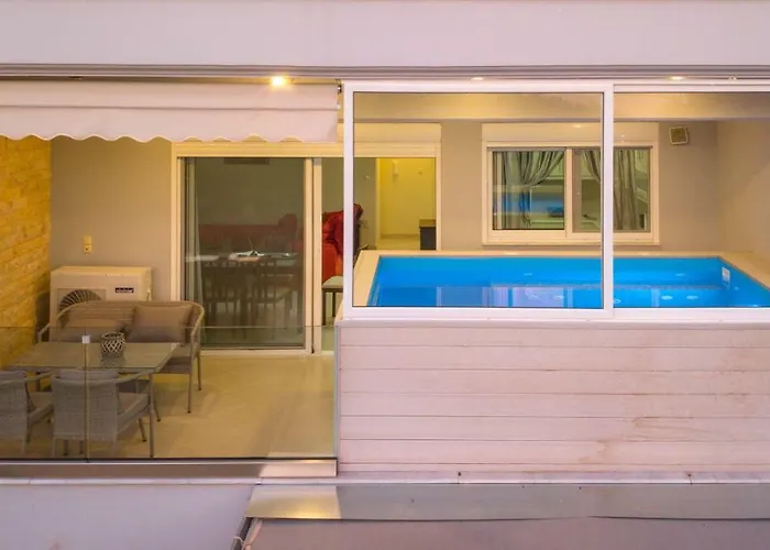 Apartamento Grand With Private Pools Calamata