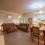 Grand With Private Pools דירה *