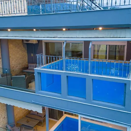 Grand With Private Pools Apartament Kalamata