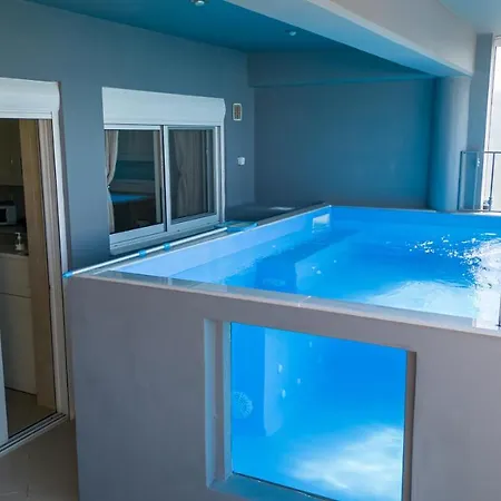 Apartament Grand With Private Pools Kalamata