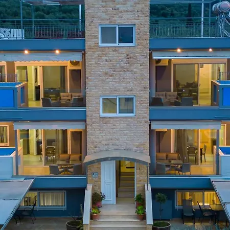 Apartament Grand With Private Pools *