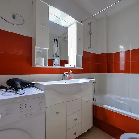 Διαμέρισμα Grand With Private Pools *
