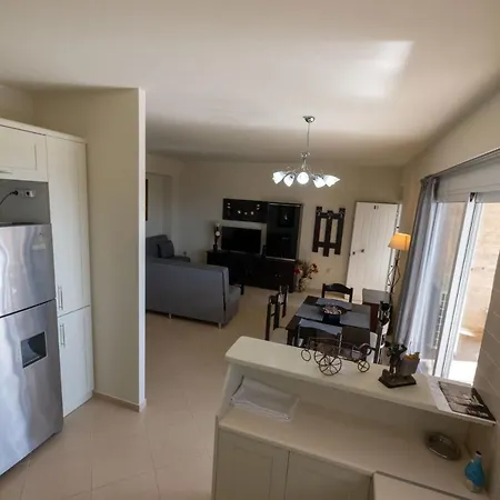Grand Suites With Private Pools Apartment *