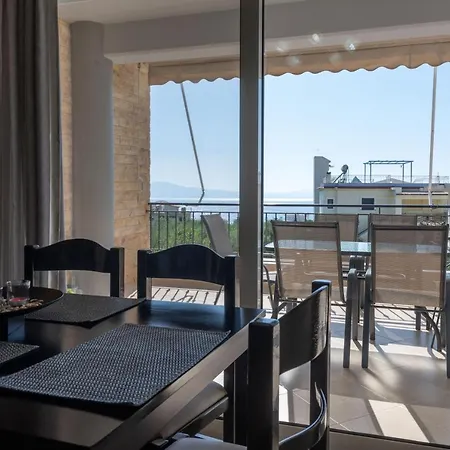 Apartament Grand With Private Pools Kalamata