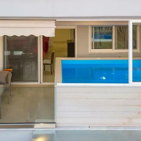 Grand Suites With Private Pools *
