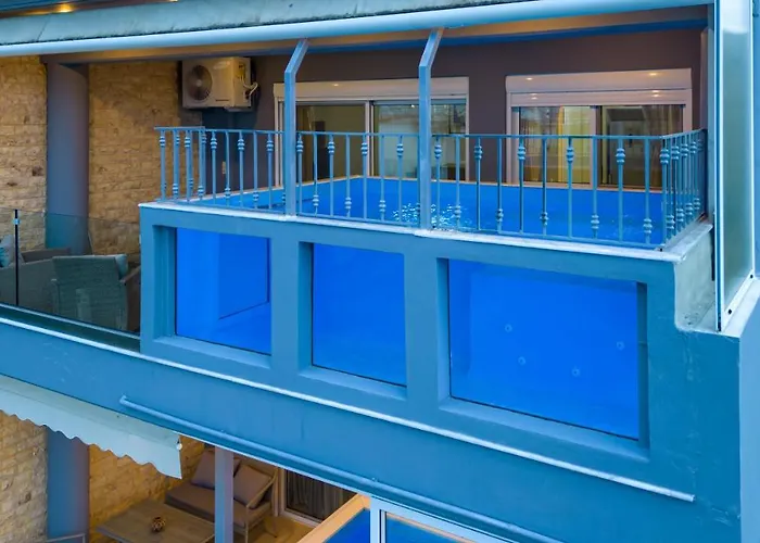 Grand With Private Pools Kalamata