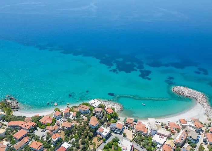 Grand With Private Pools Apartmán *