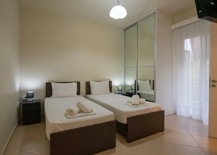 Grand With Private Pools Apartmán *